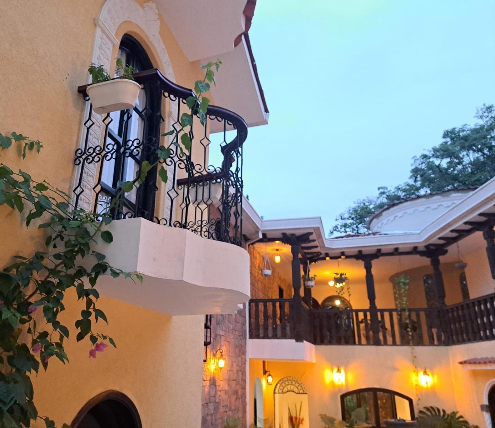 Casa Sileo - Boutique Hotel Cali Ngoại thất bức ảnh